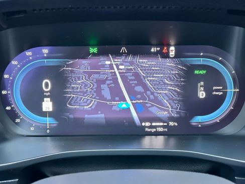 Used 2023 Volvo C40 P8 Recharge Plus w/ Climate Package image 22