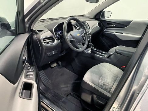 Used 2023 Chevrolet Equinox LS FWD image 19