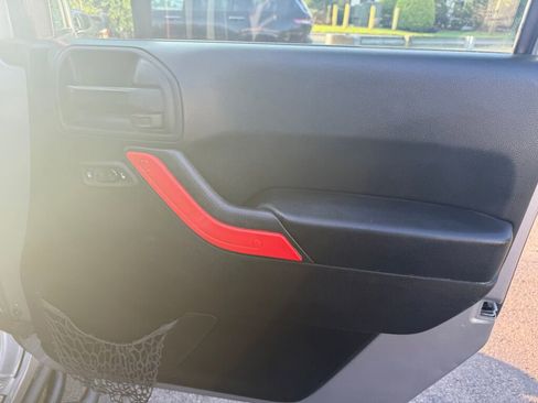 Used 2016 Jeep Wrangler Unlimited Sport w/ Quick Order Package 24S image 26