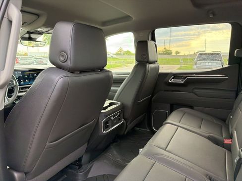 New 2026 Chevrolet Silverado 1500 LTZ w/ Technology Package AWD/4WD image 15