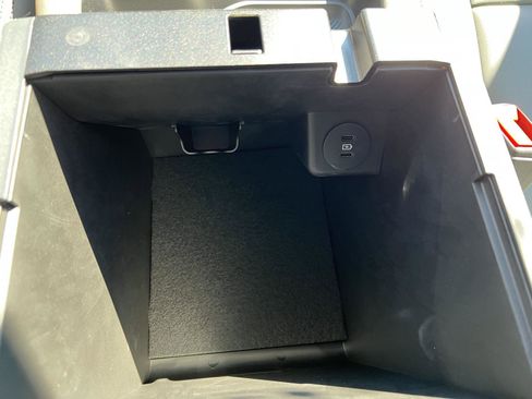 New 2025 Ford Explorer Active w/ Active Comfort Package image 34