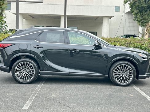 New 2026 Lexus RX 450h AWD image 7