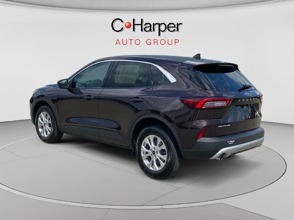 Used 2023 Ford Escape Active w/ Tech Pack #2 AWD/4WD image 5