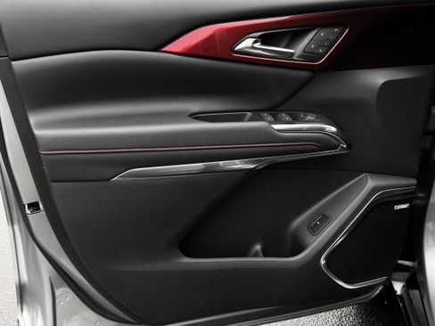 Certified 2024 Chevrolet Traverse RS w/ LPO, Floor Liner Package image 12