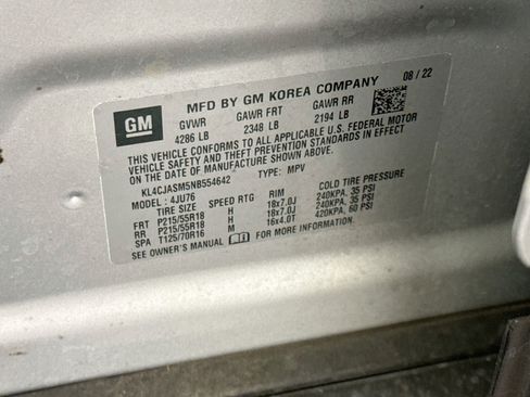 Used 2022 Buick Encore Preferred w/ Safety Package FWD image 12