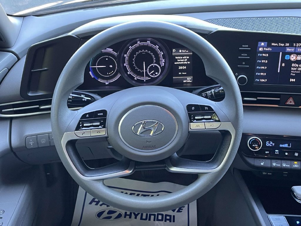 Used 2023 Hyundai Elantra Blue FWD image 13