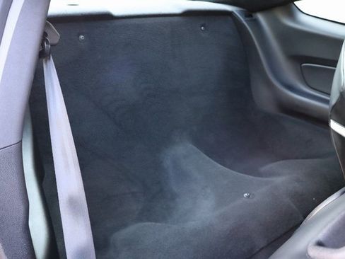 Used 2021 Ford Mustang Shelby GT500 w/ Carbon Fiber Track Pack image 38