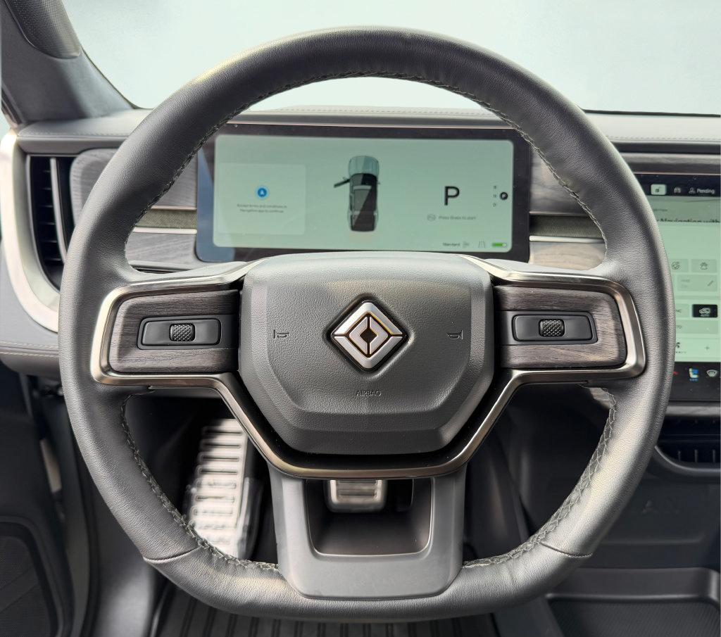 Used 2023 Rivian R1S Adventure Quad AWD/4WD image 29