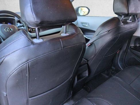 Used 2020 Toyota Corolla XSE image 16