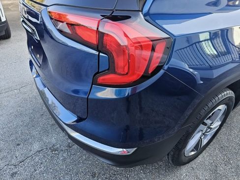 Used 2021 GMC Terrain SLT image 13