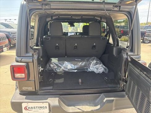 New 2025 Jeep Wrangler Unlimited Sport image 5