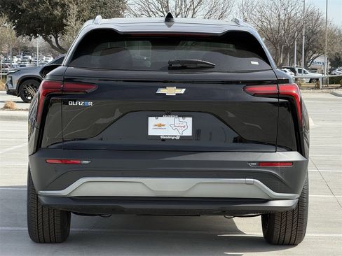 New 2026 Chevrolet Blazer EV LT image 5