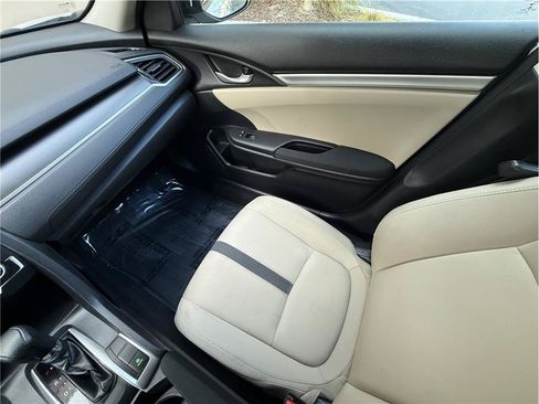 Used 2019 Honda Civic LX image 10