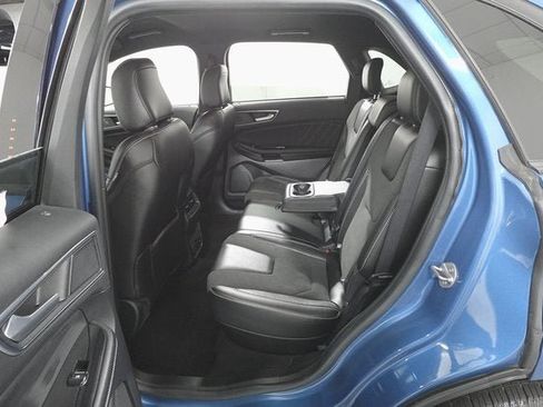 Used 2020 Ford Edge ST image 23