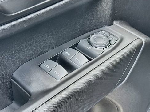 Used 2022 Chevrolet Silverado 1500 Custom RWD image 29