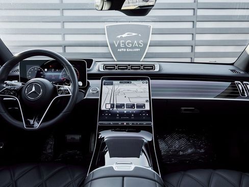 Used 2023 Mercedes-Benz Maybach S 680 4MATIC image 63
