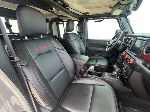 Used 2021 Jeep Gladiator Rubicon AWD/4WD image 16
