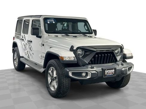 Used 2019 Jeep Wrangler Unlimited Sahara AWD/4WD image 1