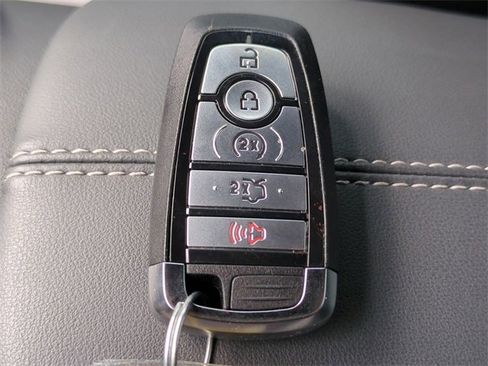 Used 2024 Ford Mustang GT Premium image 27