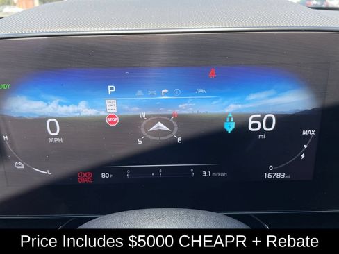 Used 2023 Kia Niro Wave w/ Wave Preserve Package FWD image 12
