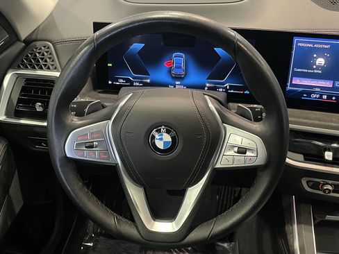 Certified 2024 BMW X7 xDrive40i w/ Premium Package image 19
