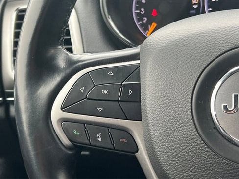 Used 2022 Jeep Grand Cherokee Limited image 32