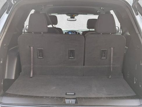 Used 2022 Chevrolet Traverse LT AWD/4WD image 6