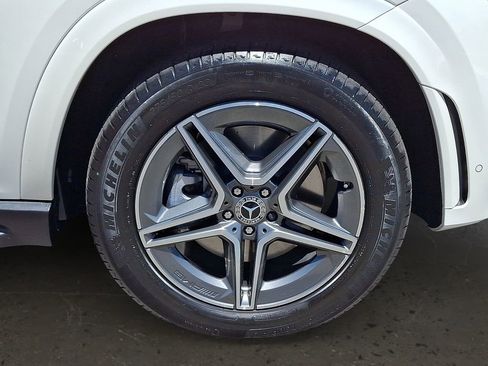 Used 2021 Mercedes-Benz GLE 450 4MATIC image 9