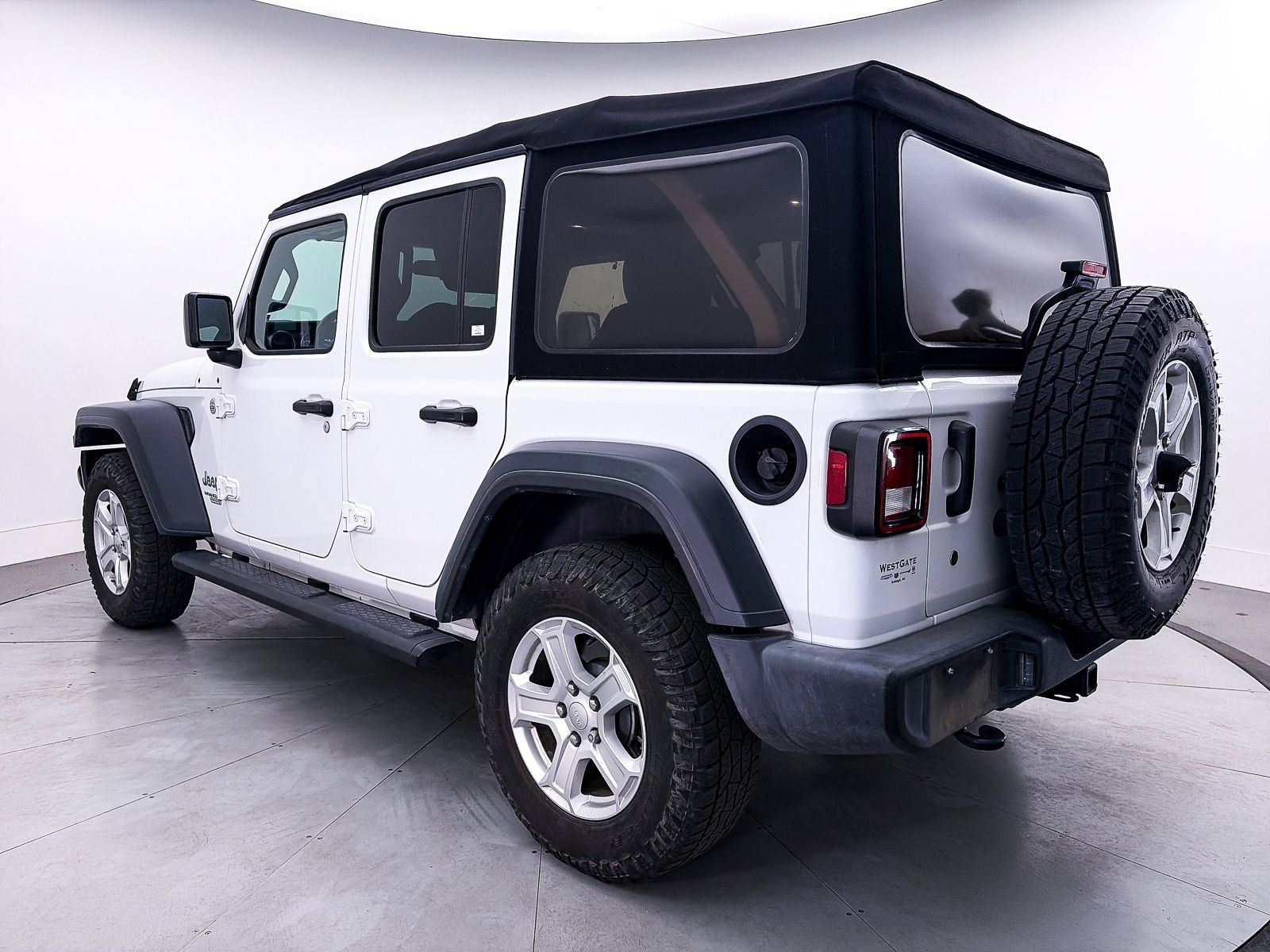 Used 2018 Jeep Wrangler Unlimited Sport S AWD/4WD image 12