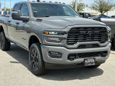 New 2026 RAM 3500 Big Horn AWD/4WD image 10