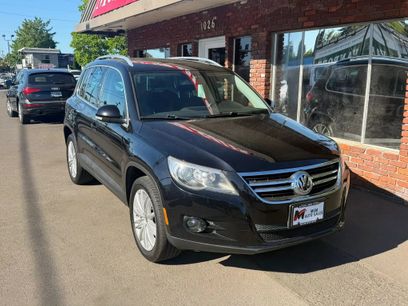 Used 2011 Volkswagen Tiguan SEL