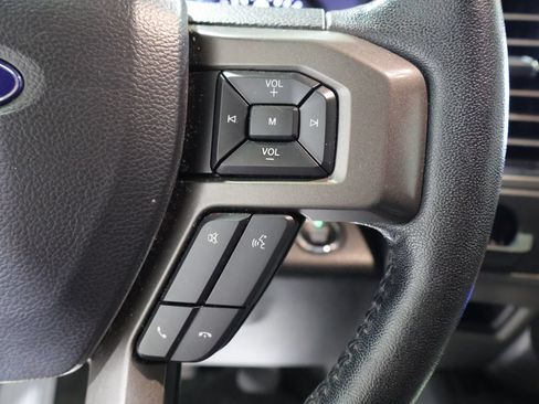 Used 2020 Ford Expedition XLT w/ Equipment Group 202A AWD/4WD image 44