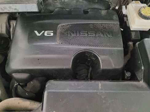 Used 2019 Nissan Pathfinder SV image 30