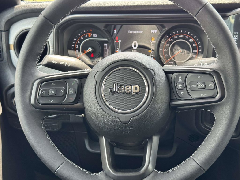 New 2026 Jeep Gladiator Sport AWD/4WD image 18