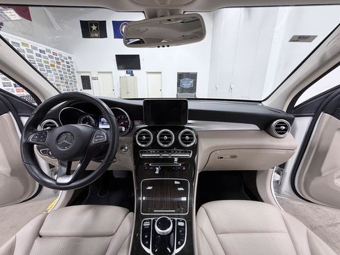 Used 2018 Mercedes-Benz GLC 300 image 28