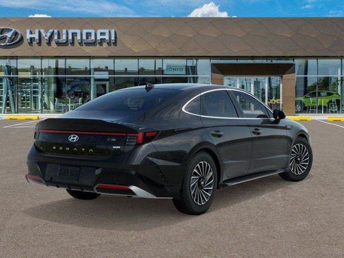 New 2026 Hyundai Sonata SEL FWD image 4
