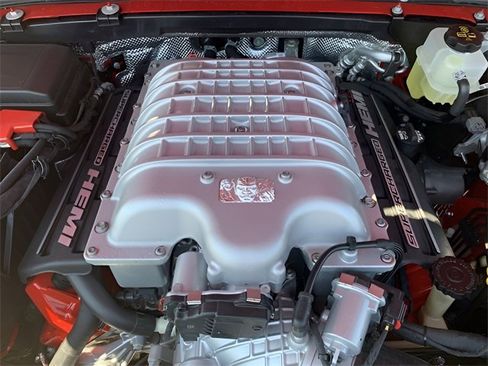 New 2024 Jeep Gladiator Rubicon w/ Technology Group image 69