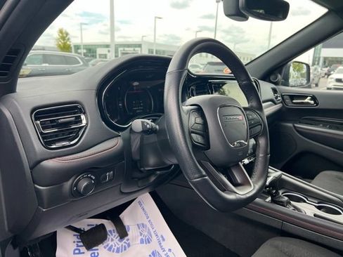 Used 2025 Dodge Durango GT AWD/4WD image 9