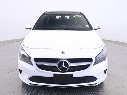 Used 2018 Mercedes-Benz CLA 250 4MATIC image 10