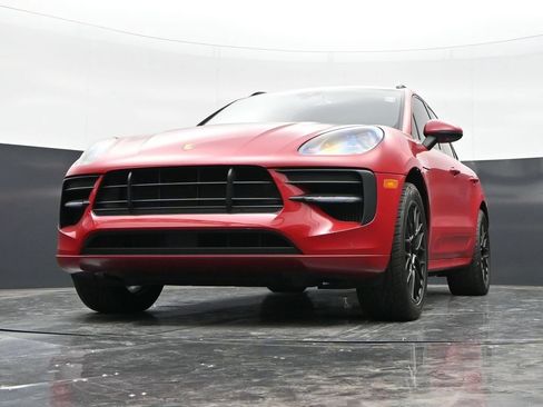 Used 2021 Porsche Macan GTS w/ Sport Chrono Package AWD/4WD image 44