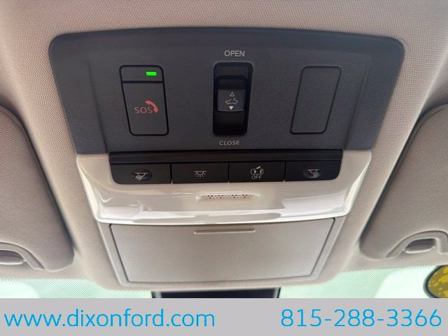 Used 2024 Nissan Altima 2.5 SR w/ SR Premium Package FWD image 21
