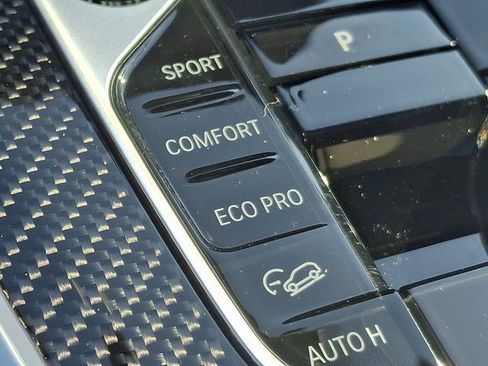 Used 2025 BMW X5 M60i AWD/4WD image 27
