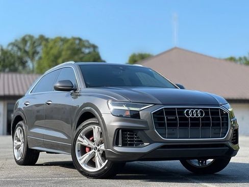 Used 2019 Audi Q8 Premium w/ Convenience Package AWD/4WD image 3