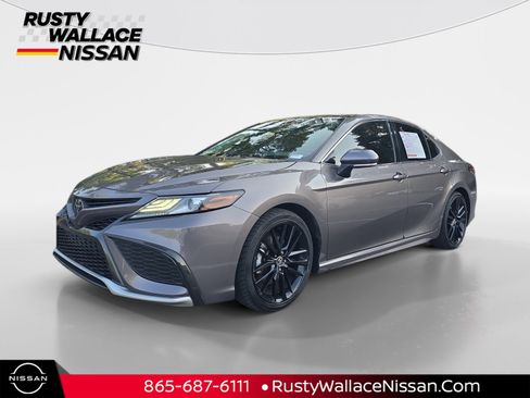 Used 2024 Toyota Camry XSE FWD image 1