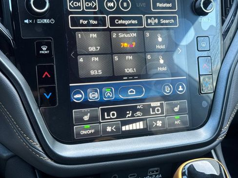 Used 2025 Subaru Outback Wilderness AWD/4WD image 19