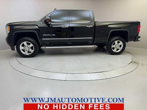 Used 2016 GMC Sierra 2500 Denali w/ Duramax Plus Package AWD/4WD image 2