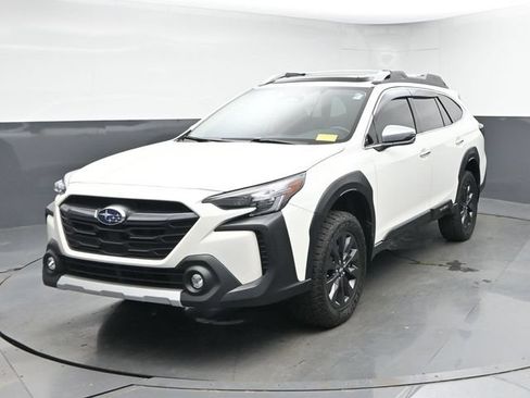 Used 2024 Subaru Outback Touring XT w/ Popular Package #2 AWD/4WD image 3