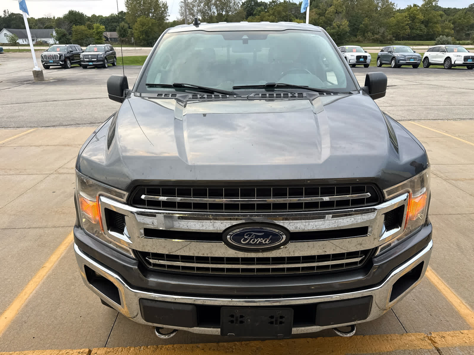 Used 2019 Ford F150 XLT w/ Equipment Group 302A Luxury AWD/4WD image 2