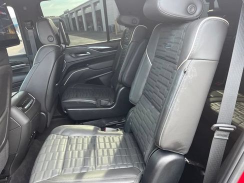 Used 2023 Cadillac Escalade V AWD/4WD image 15