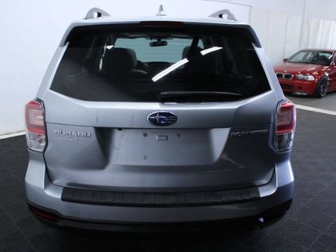 Used 2018 Subaru Forester 2.5i Premium w/ All-Weather Package AWD/4WD image 6